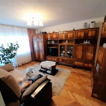 Lupeni  Apartament Straja - מראה חיצוני תמונה