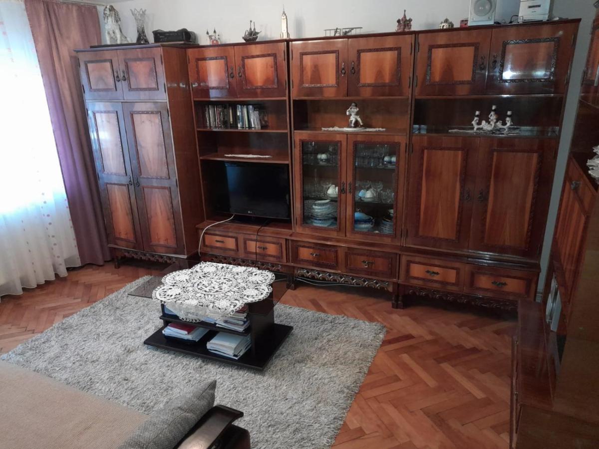 Lupeni  Apartament Straja - מראה חיצוני תמונה